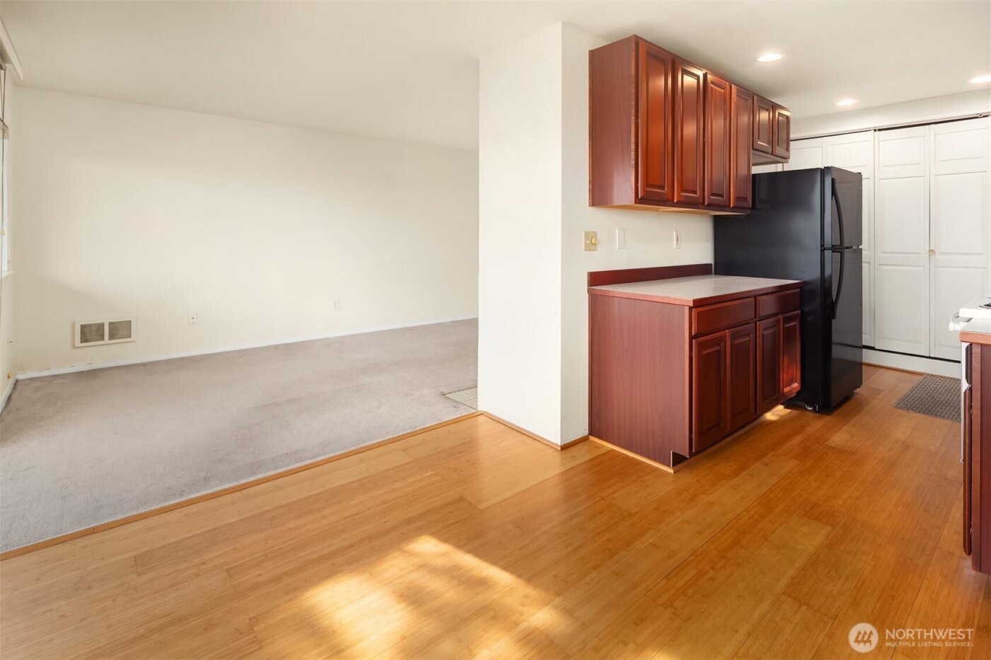 1604 11th Avenue S #201, Seattle, WA 98134