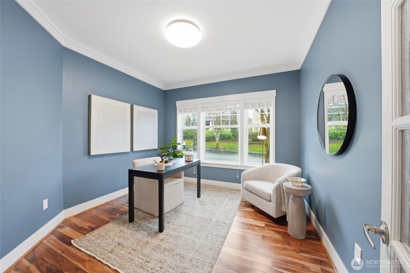 1704 25th Avenue NE, Issaquah, WA 98029