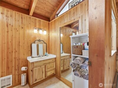 9606 Entiat River Road , Entiat, WA 98822 - Photo 14