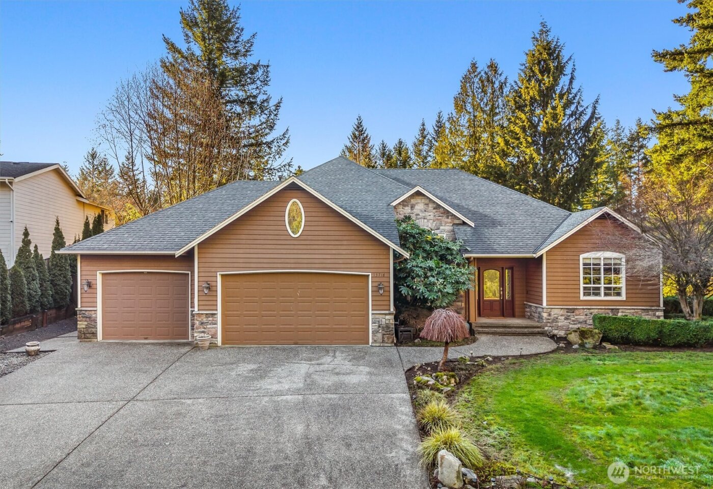13718 58th Street SE, Snohomish, WA 98290-9404