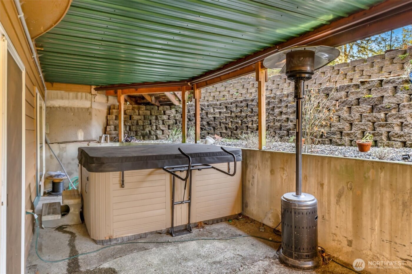 13718 58th Street SE, Snohomish, WA 98290-9404