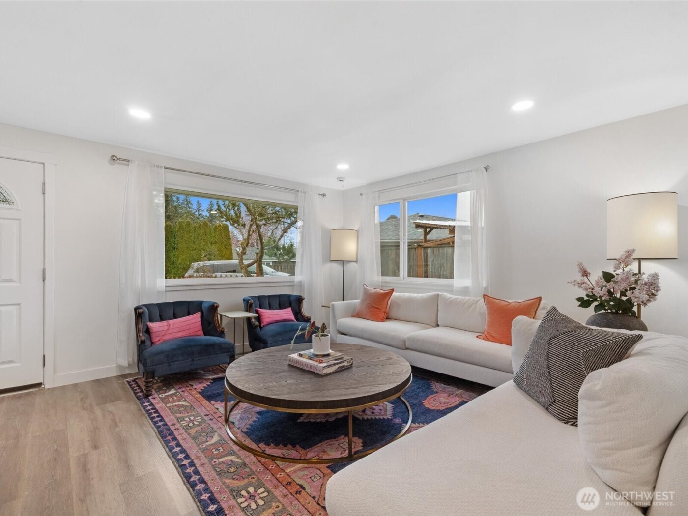 1615 N 196th Place , Shoreline, WA 98133