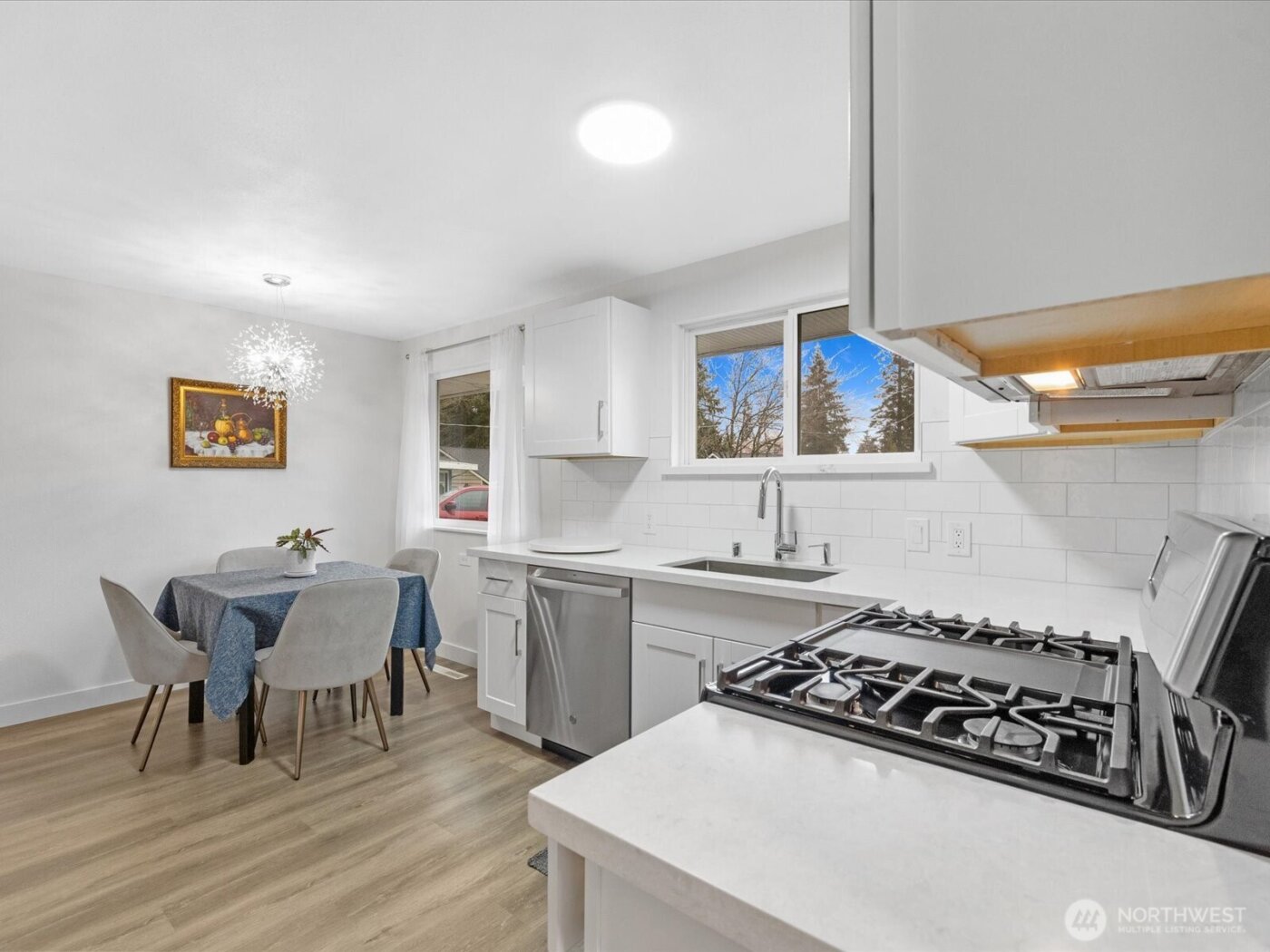 1615 N 196th Place , Shoreline, WA 98133