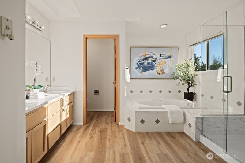 14610 SE 184th Place , Renton, WA 98058