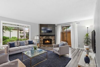 8621 25th Avenue SW #B, Seattle, WA 98106