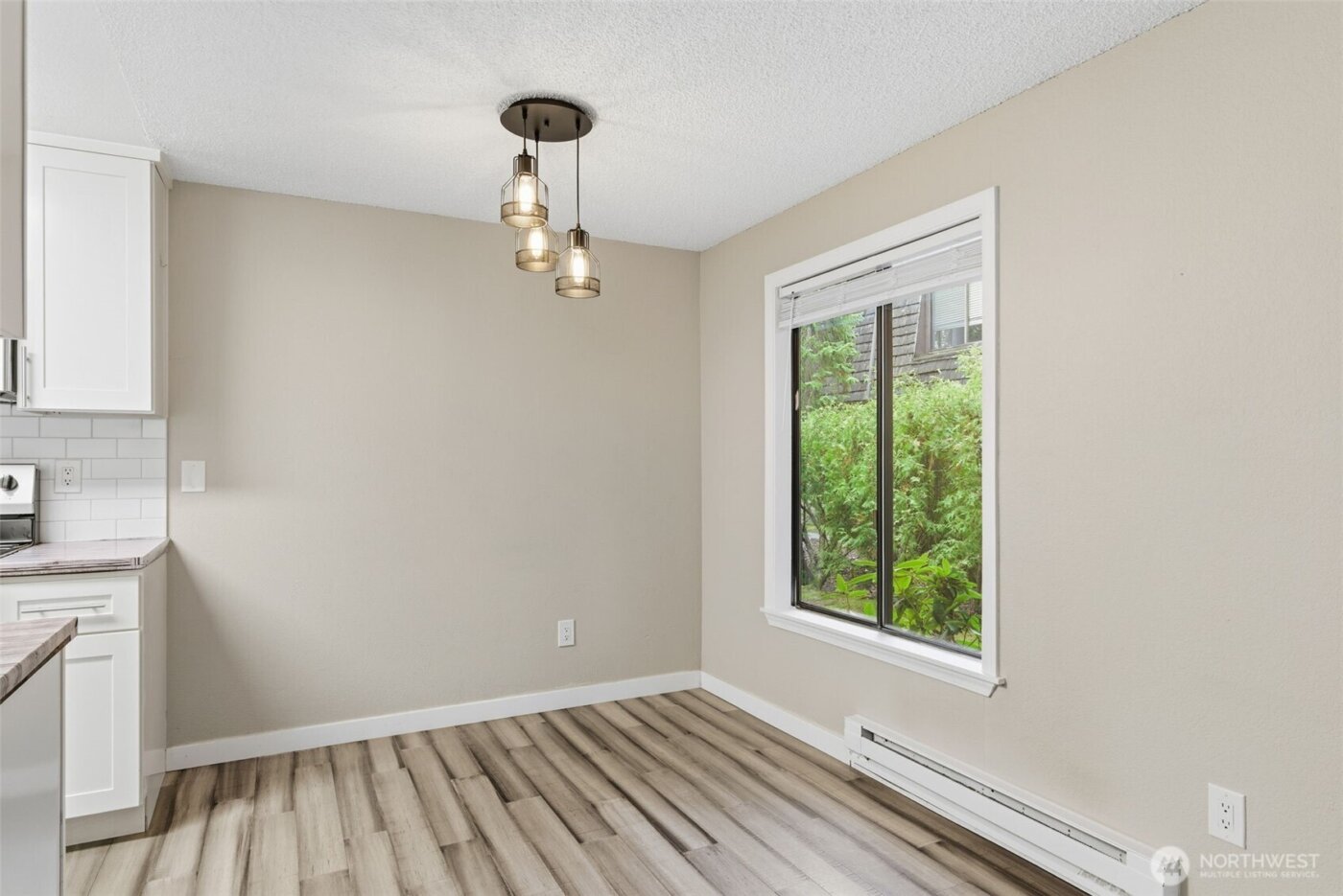 8621 25th Avenue SW #B, Seattle, WA 98106