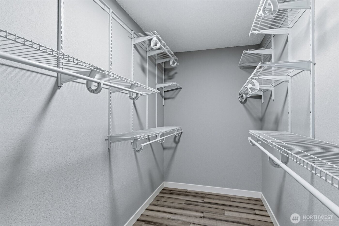 8621 25th Avenue SW #B, Seattle, WA 98106