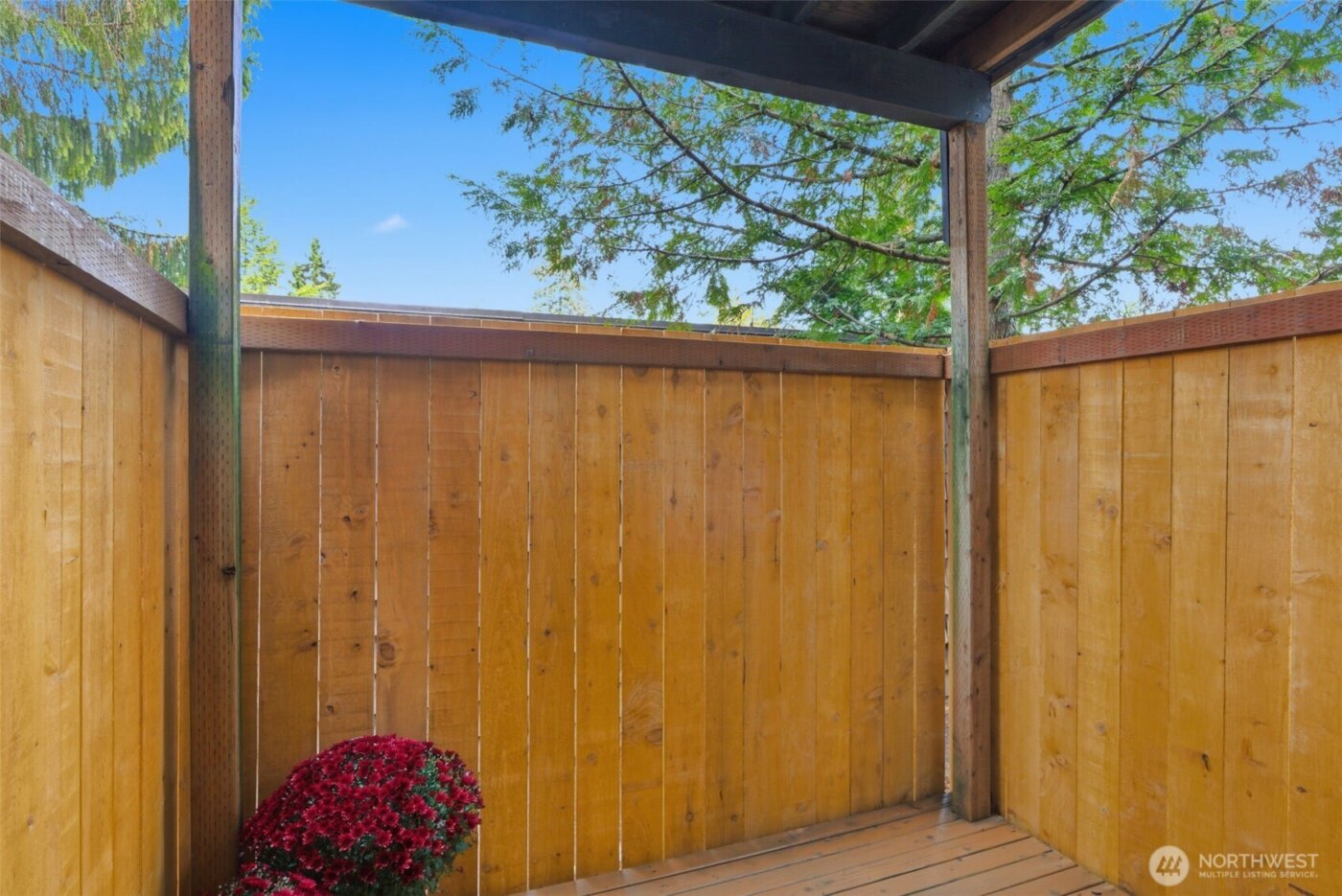 8621 25th Avenue SW #B, Seattle, WA 98106