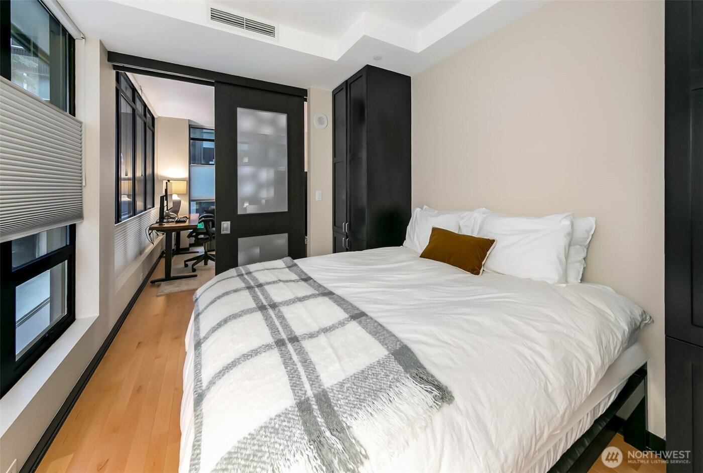 2716 Elliott Avenue #406, Seattle, WA 98121