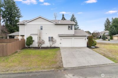 8925 179th Street E, Puyallup, WA 98375 - Photo 2