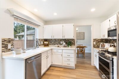 8925 179th Street E, Puyallup, WA 98375 - Photo 10