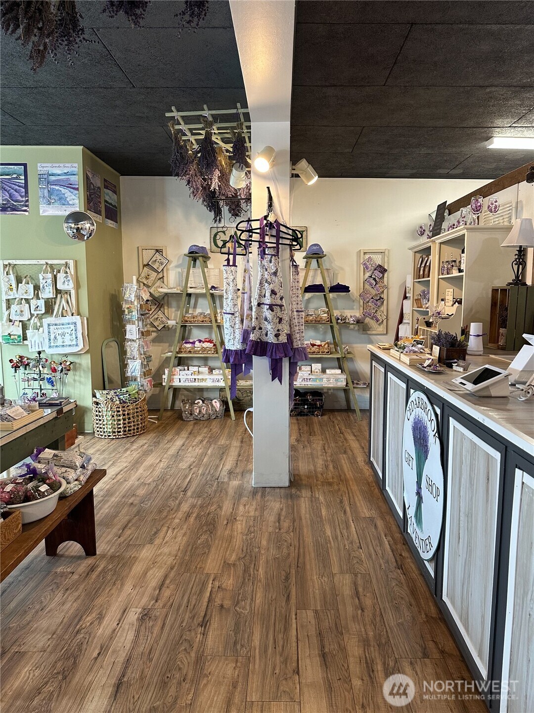 120 W Washington Street , Sequim, WA 98382