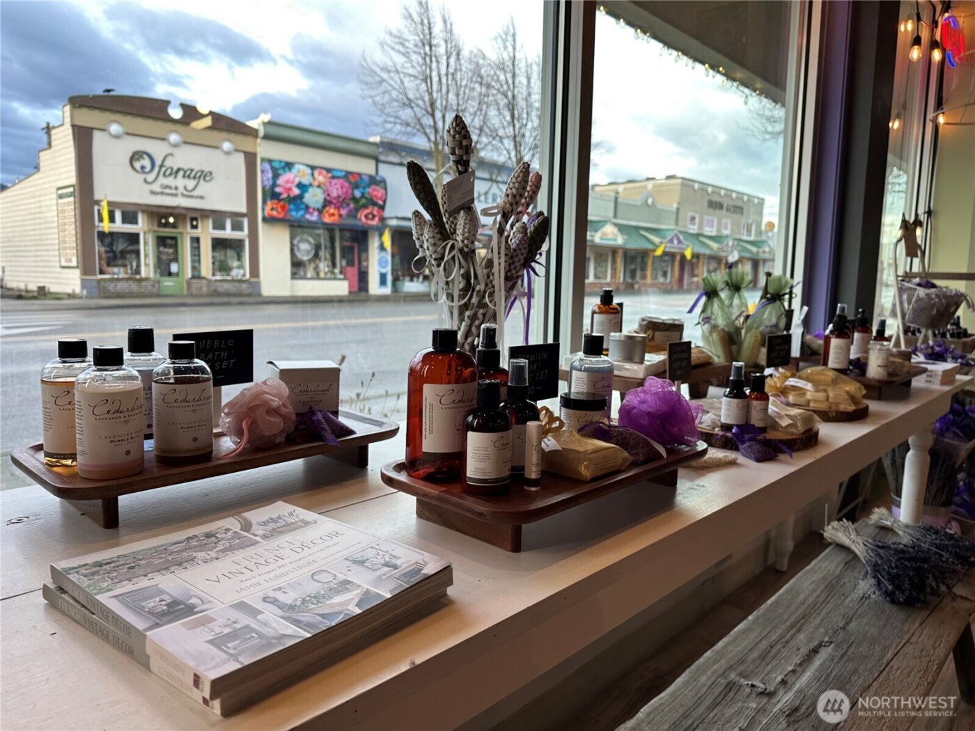 120 W Washington Street , Sequim, WA 98382