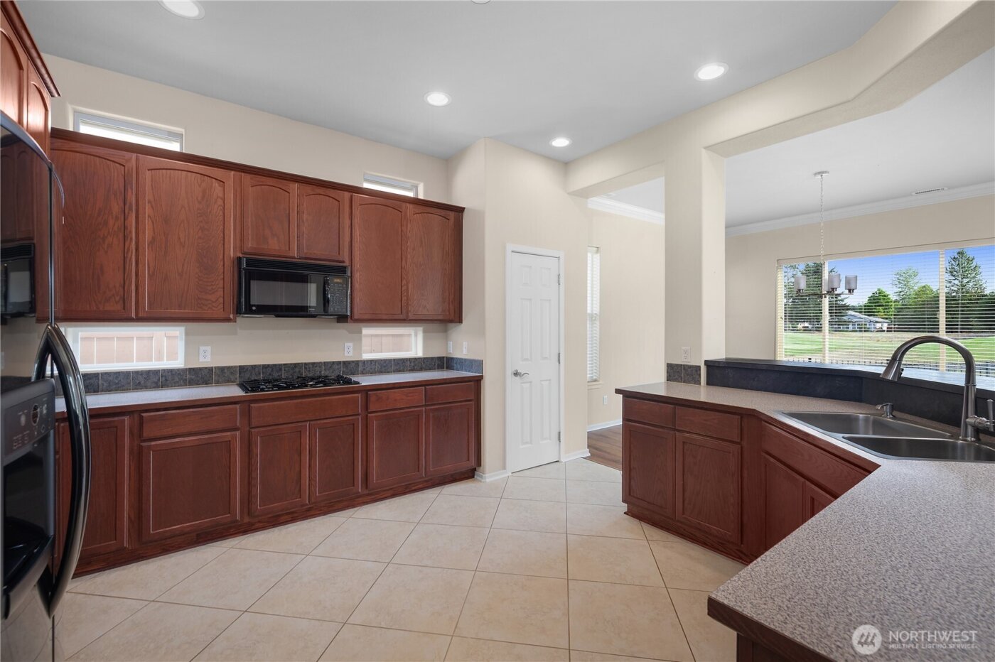 4212 Vashon Drive NE, Lacey, WA 98516