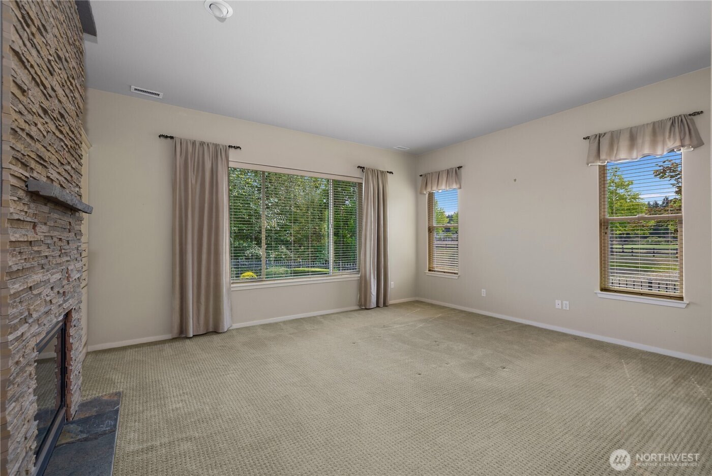 4212 Vashon Drive NE, Lacey, WA 98516