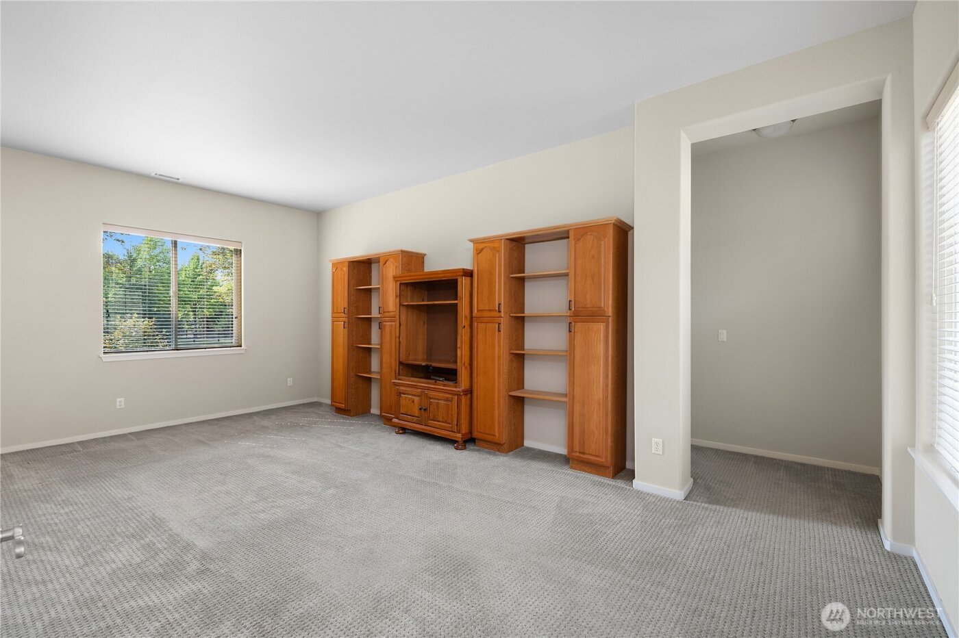 4212 Vashon Drive NE, Lacey, WA 98516