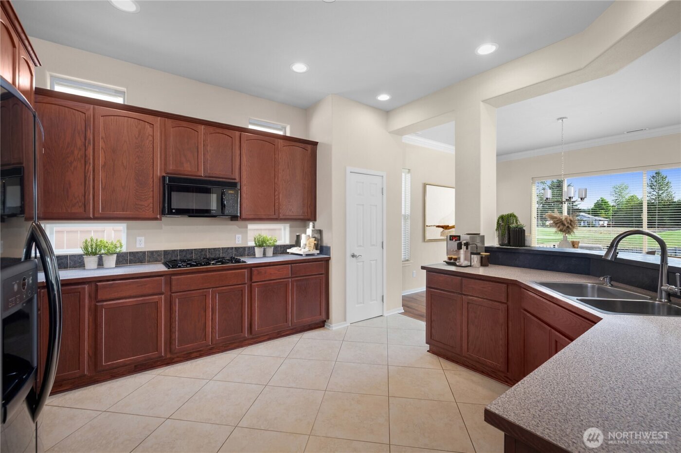 4212 Vashon Drive NE, Lacey, WA 98516