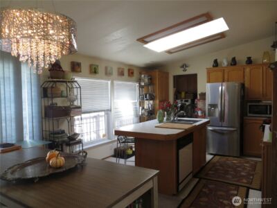 23800 SE Tiger Mountain Rd , Issaquah, WA 98207 - Photo 7