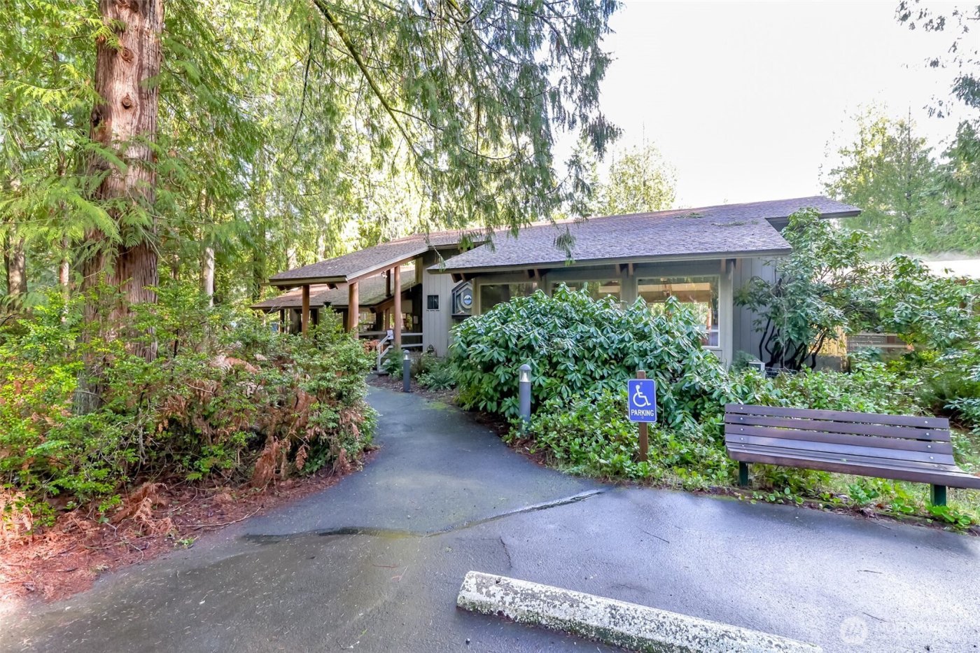 713 E Pointes Drive W, Shelton, WA 98584