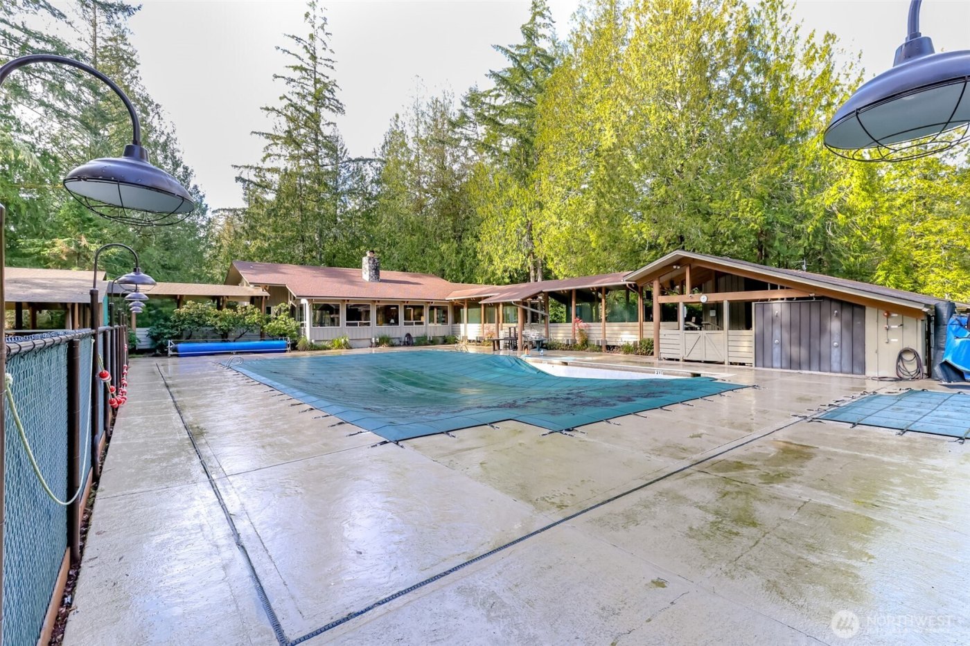 713 E Pointes Drive W, Shelton, WA 98584