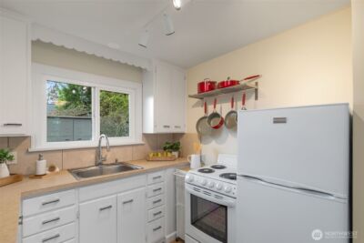 2223 S 124th Street , Burien, WA 98168 - Photo 35