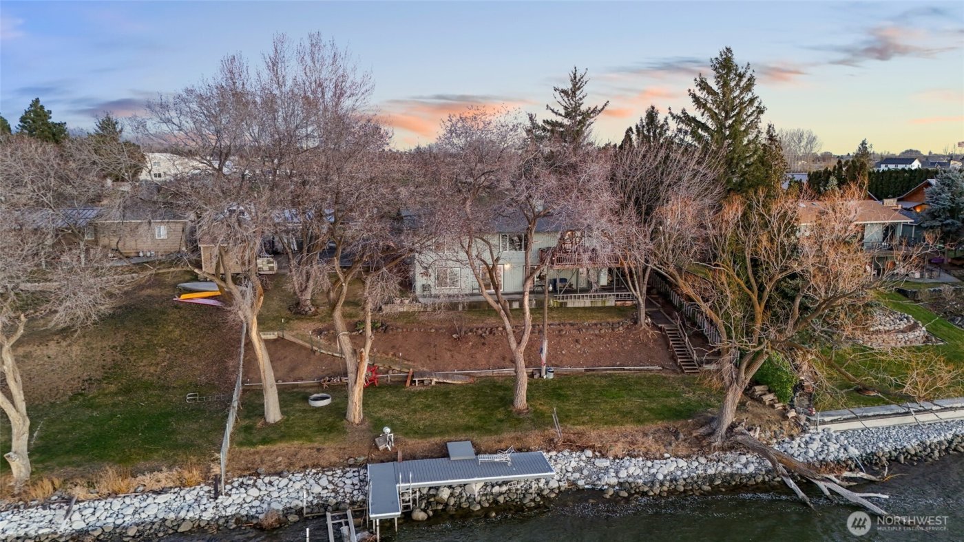 4190 NE Shorecrest Drive , Moses Lake, WA 98837