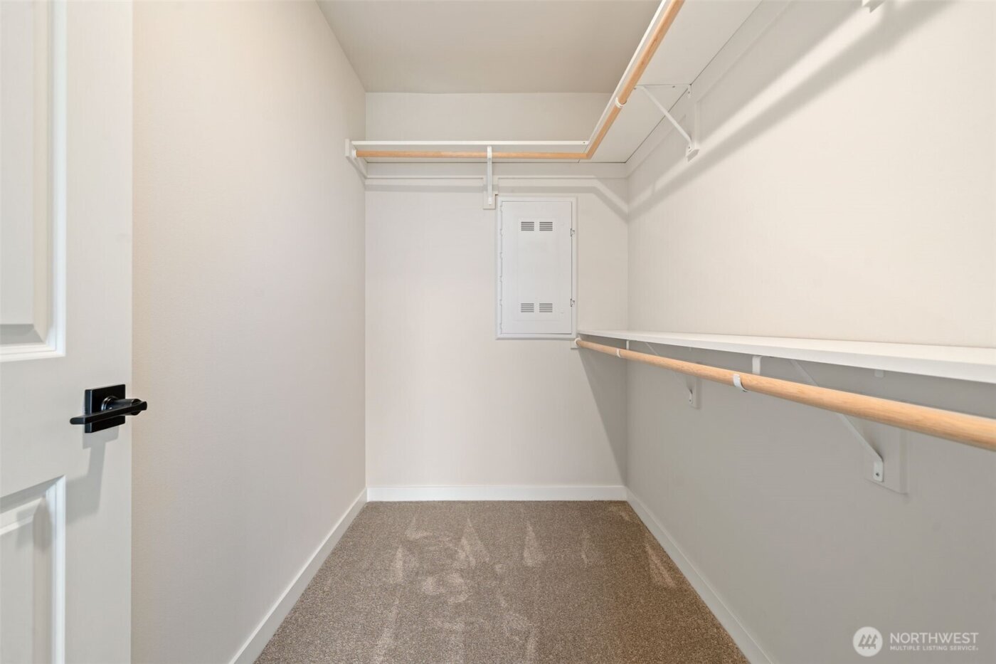 669 W Hendrickson #8, Sequim, WA 98382