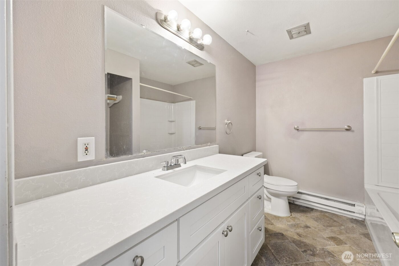 9921 64th Avenue Ct E, Puyallup, WA 98373