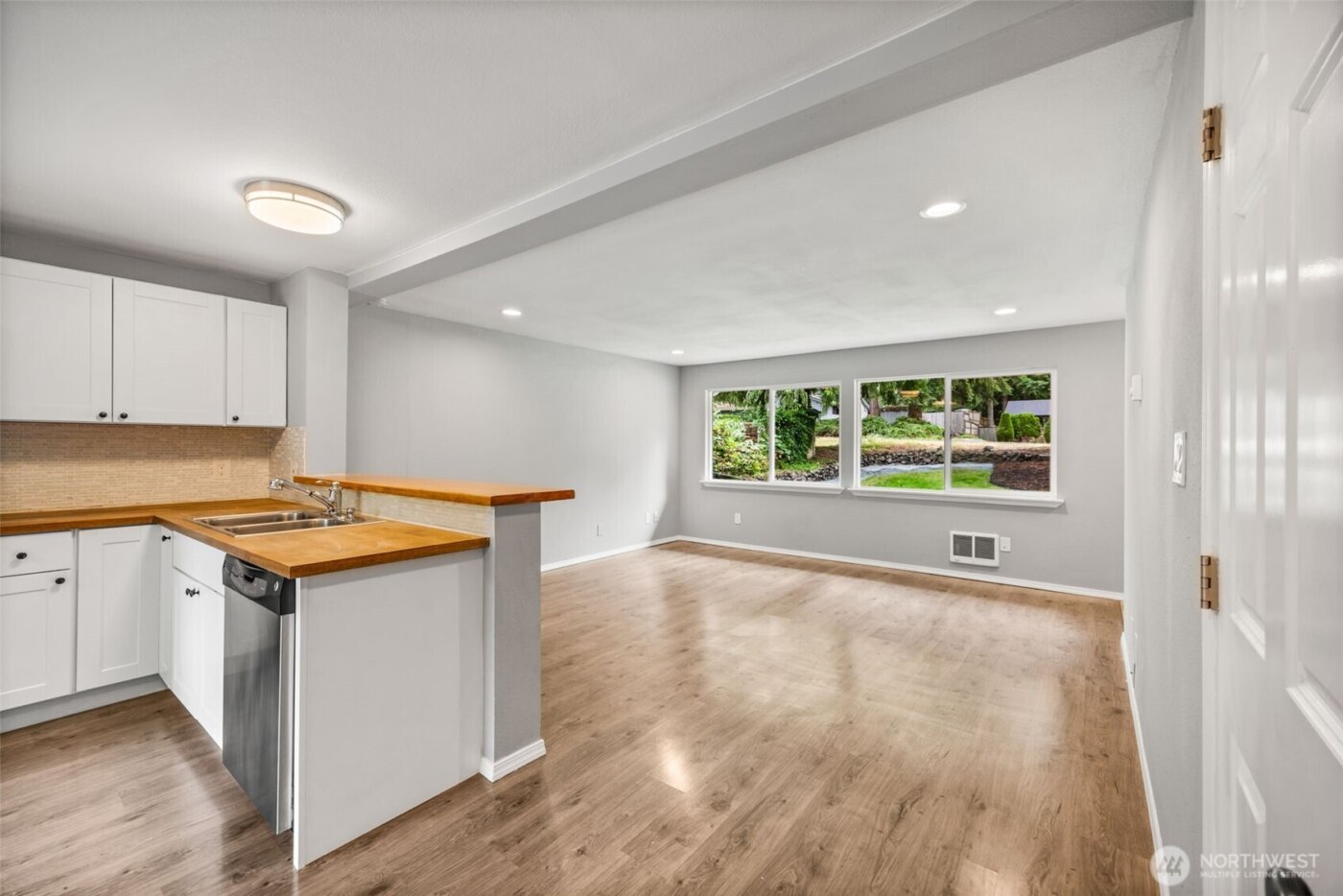 9921 64th Avenue Ct E, Puyallup, WA 98373