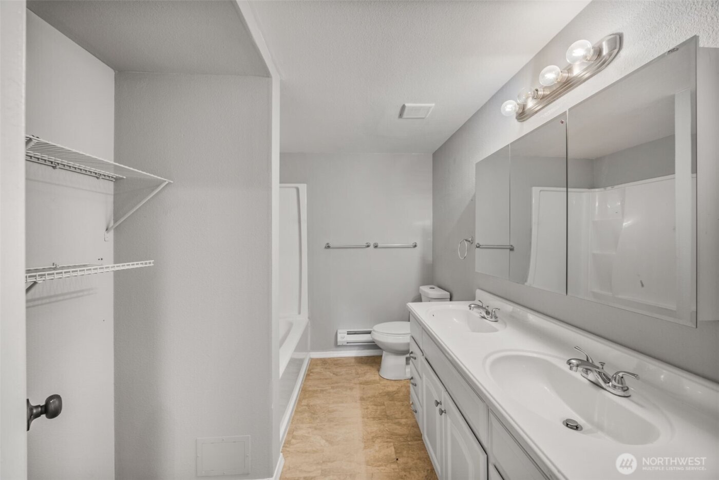 9921 64th Avenue Ct E, Puyallup, WA 98373