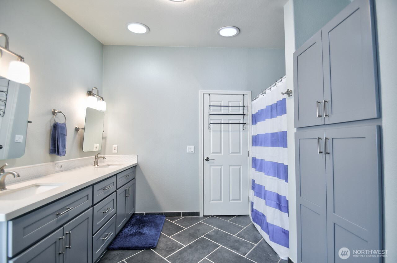 5117 Rumac Street SE, Olympia, WA 98513