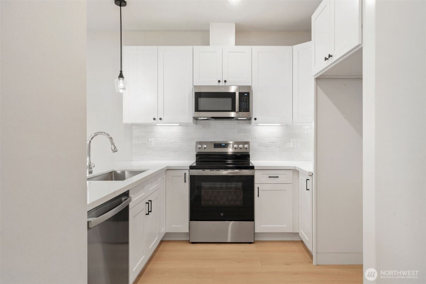 669 W Hendrickson #3, Sequim, WA 98382