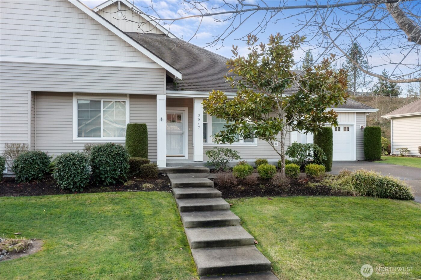 3047 Ridge View Place , Dupont, WA 98327