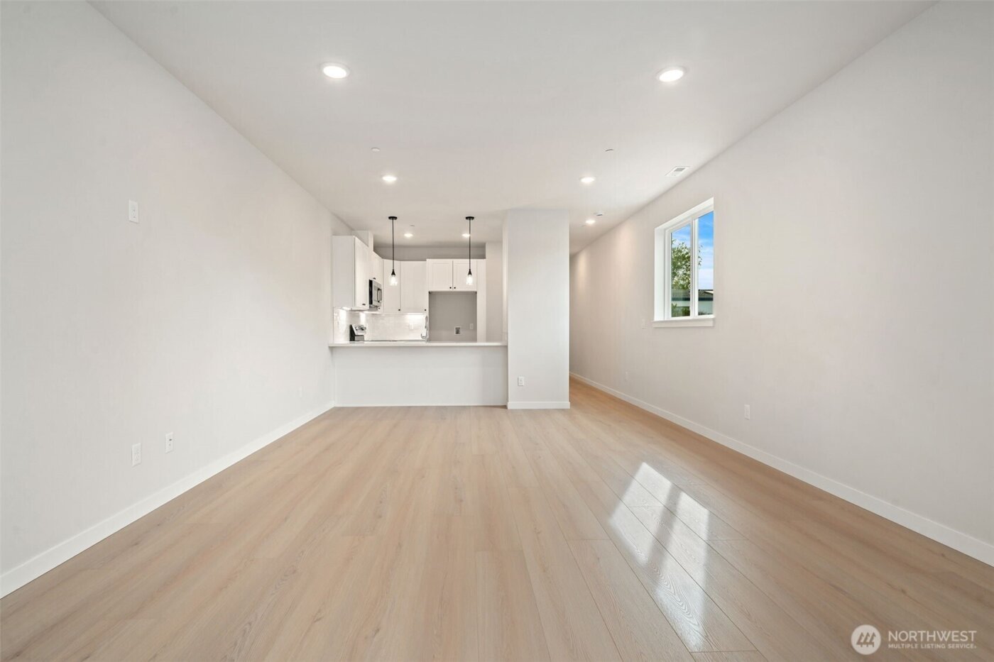 669 W Hendrickson #5, Sequim, WA 98382