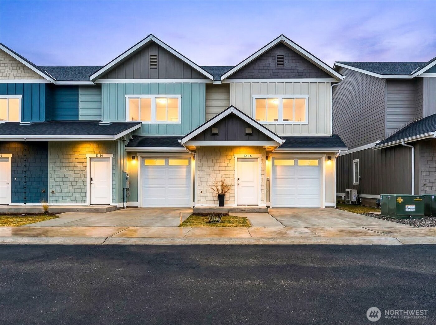 1075 Red Apple Road #D13, Wenatchee, WA 98801