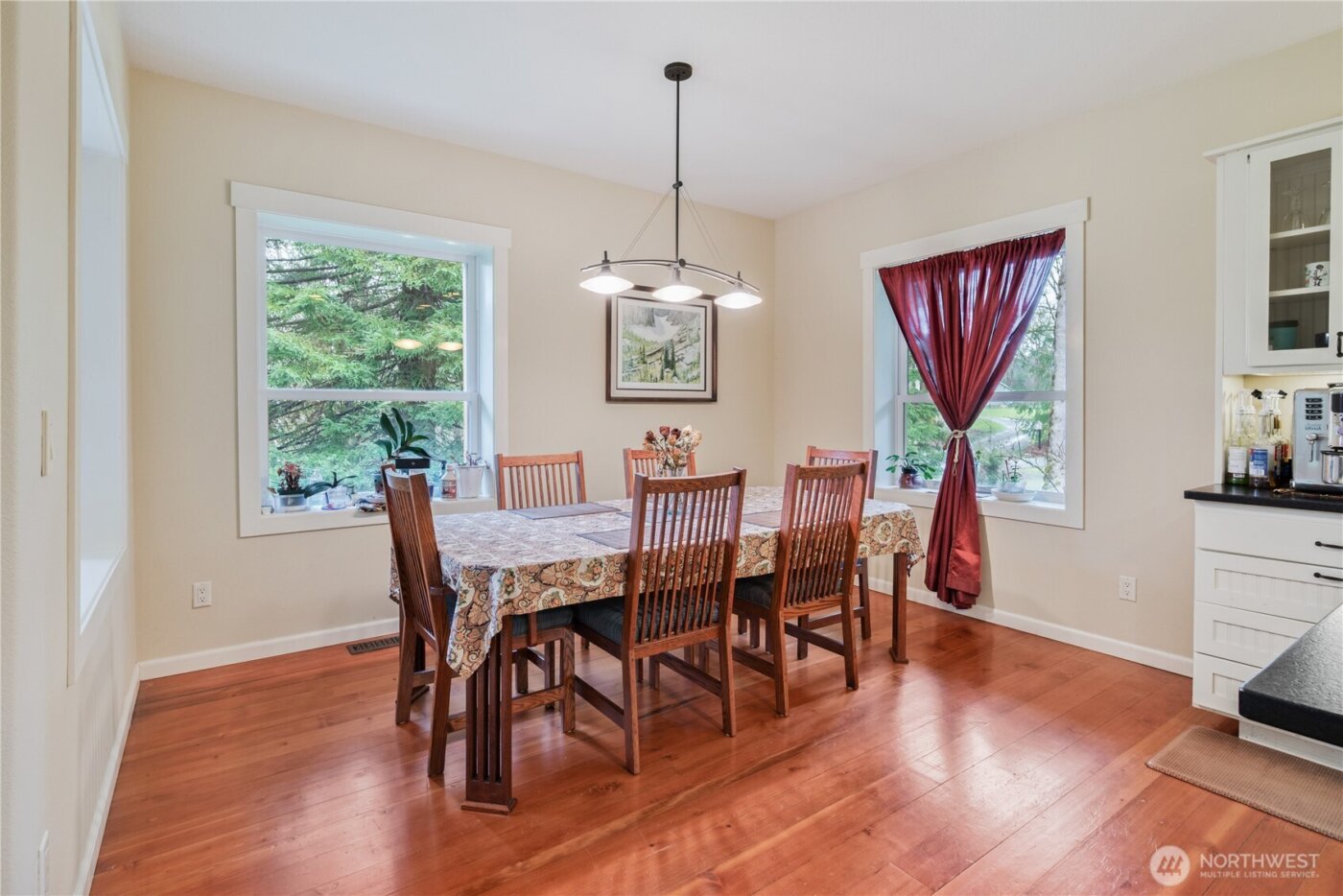 180 Trinity Drive , Castle Rock, WA 98611