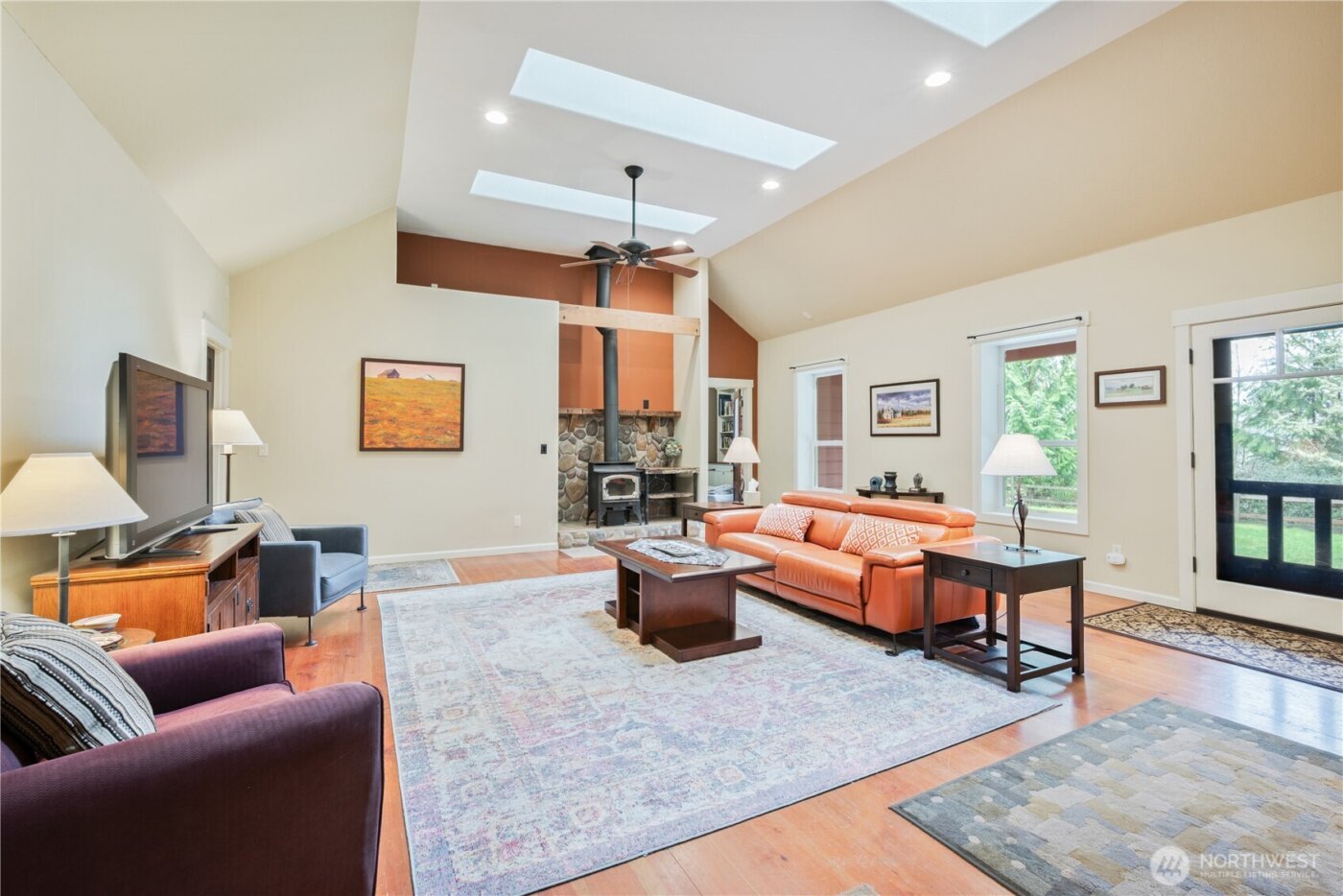 180 Trinity Drive , Castle Rock, WA 98611