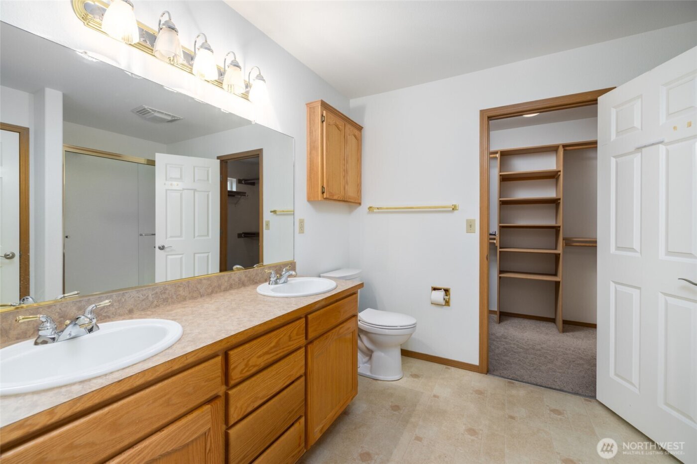 539 Birch Street , Oak Harbor, WA 98277