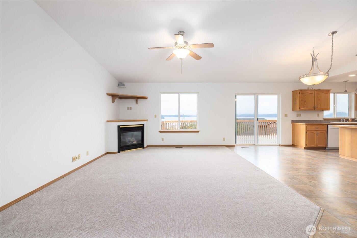 539 Birch Street , Oak Harbor, WA 98277