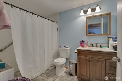 10717 Broadway Avenue S, Tacoma, WA 98444 - Photo 12