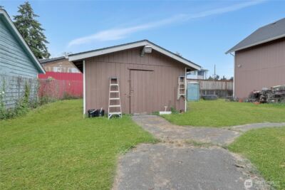 10717 Broadway Avenue S, Tacoma, WA 98444 - Photo 13