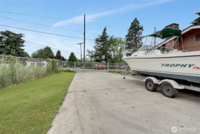 10717 Broadway Avenue S, Tacoma, WA 98444 - Photo 18