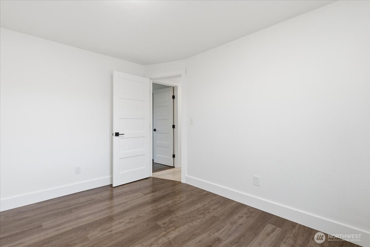 216 Sandy Lane , Electric City, WA 99123