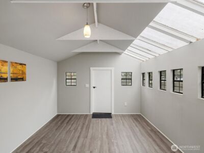 12026 NE 99th Lane , Kirkland, WA 98033 - Photo 24