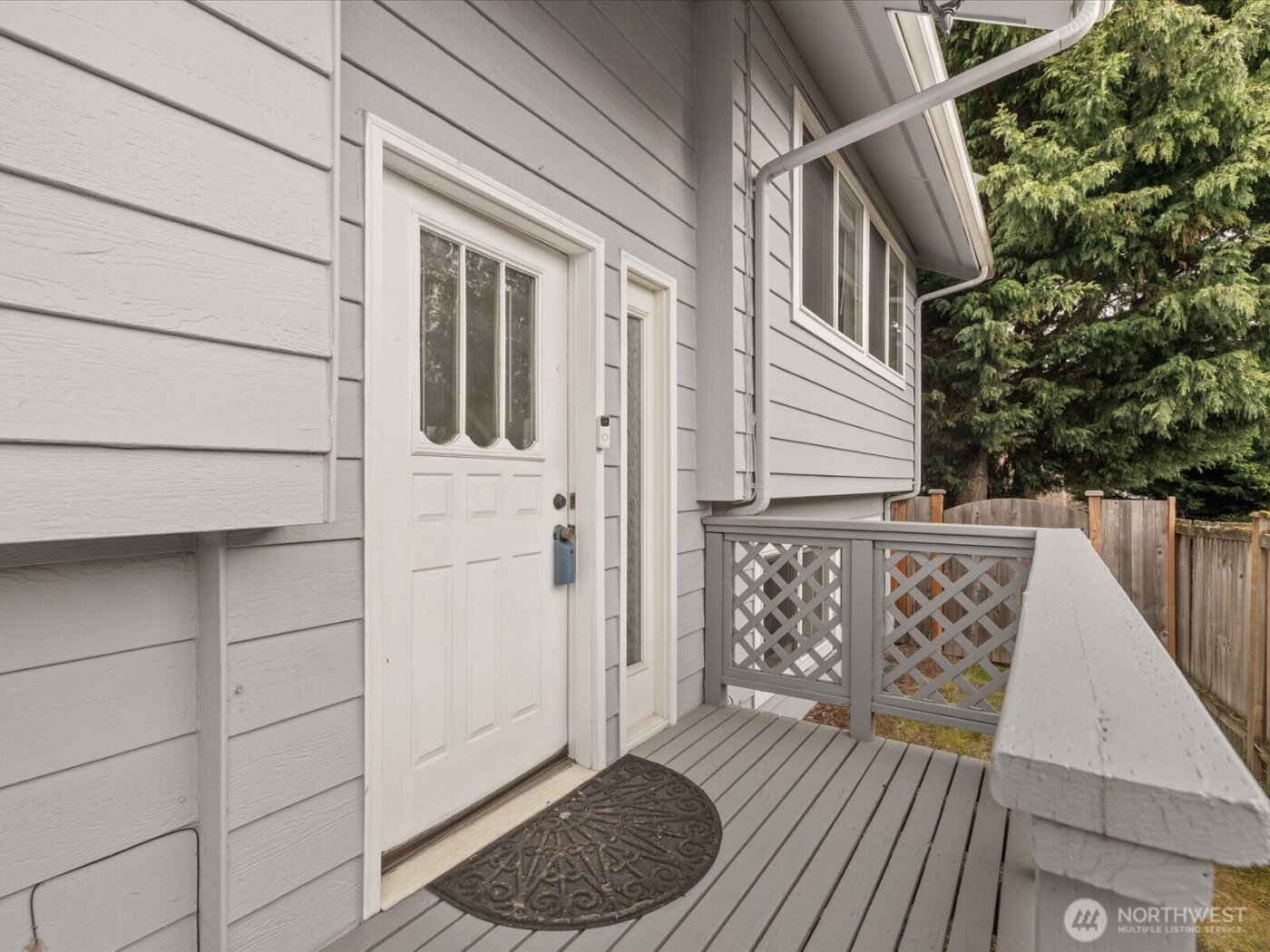 12026 NE 99th Lane , Kirkland, WA 98033