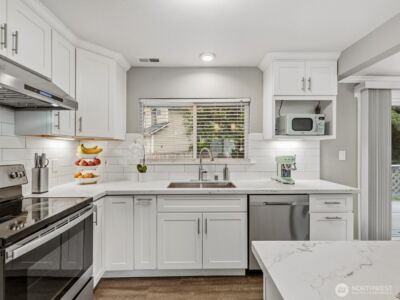 12026 NE 99th Lane , Kirkland, WA 98033 - Photo 5