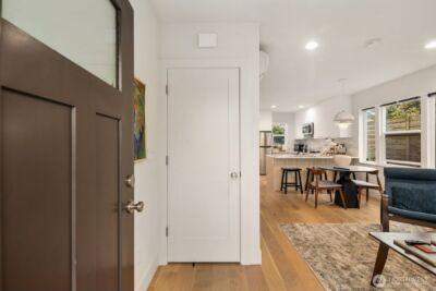 2211 17th Avenue S, Seattle, WA 98144 - Photo 2