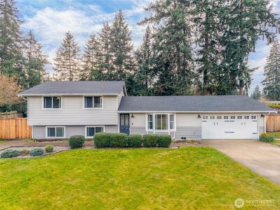 8831 Daffodil Lane SE, Olympia, WA 98513
