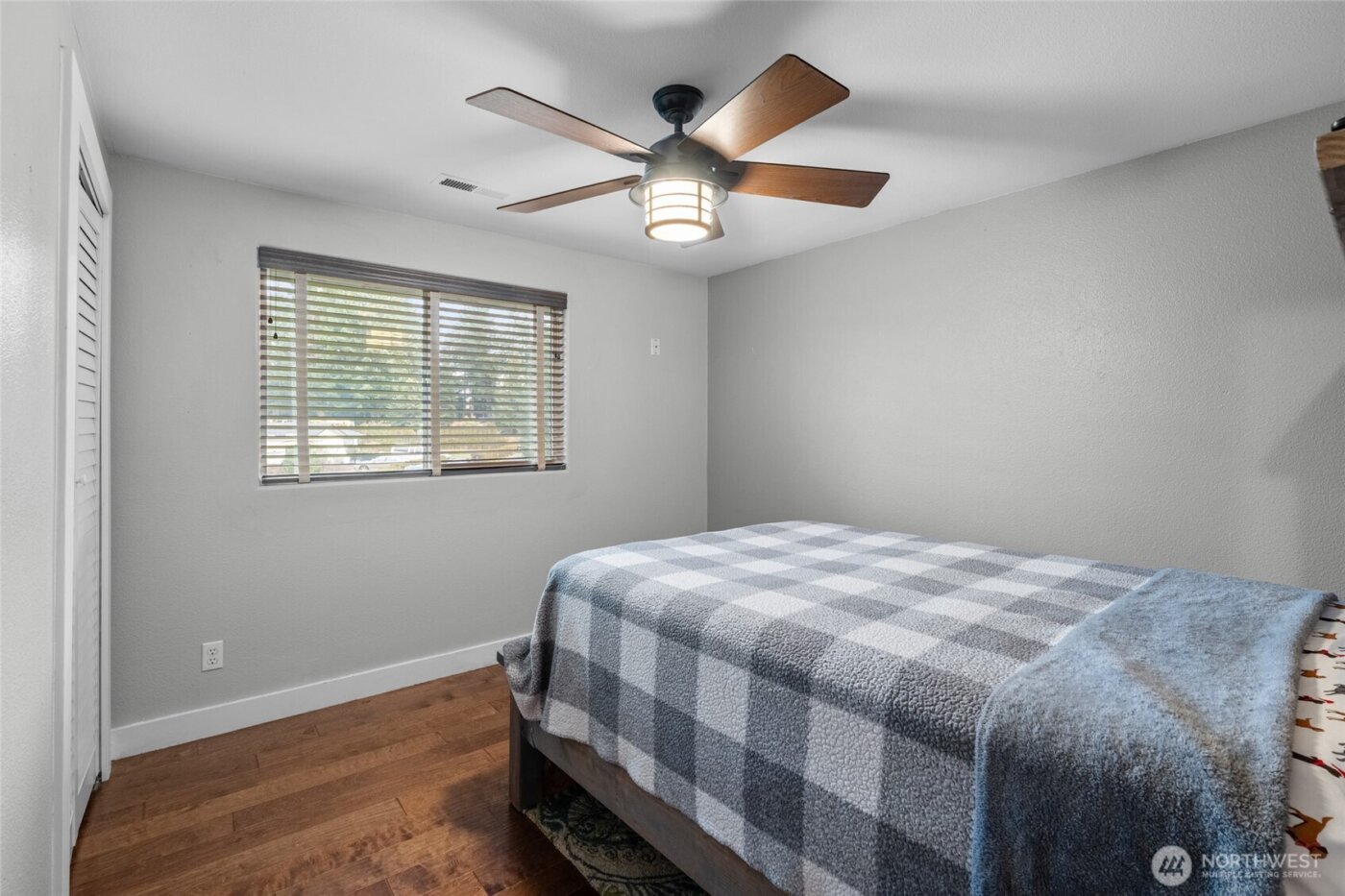 8831 Daffodil Lane SE, Olympia, WA 98513