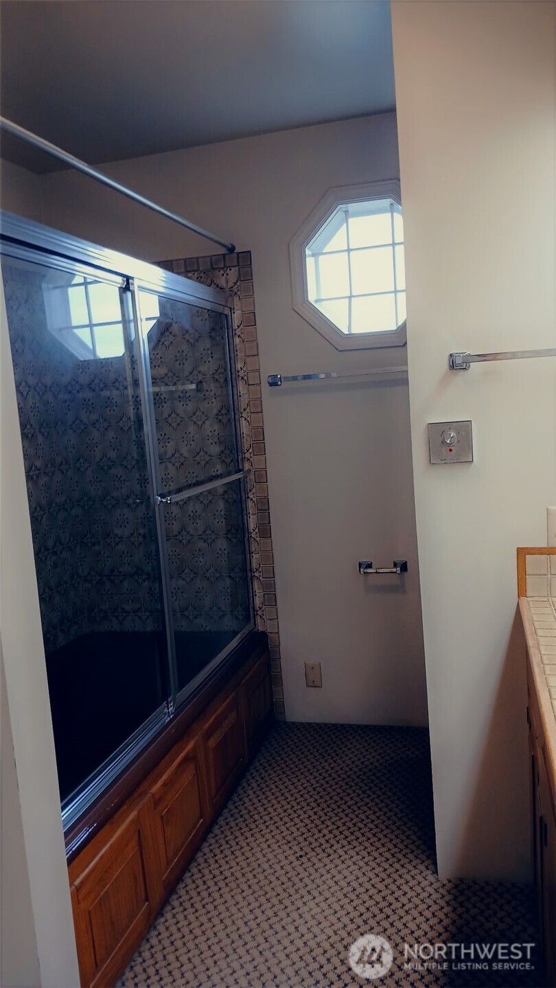 12418 212th Street NE, Arlington, WA 98223